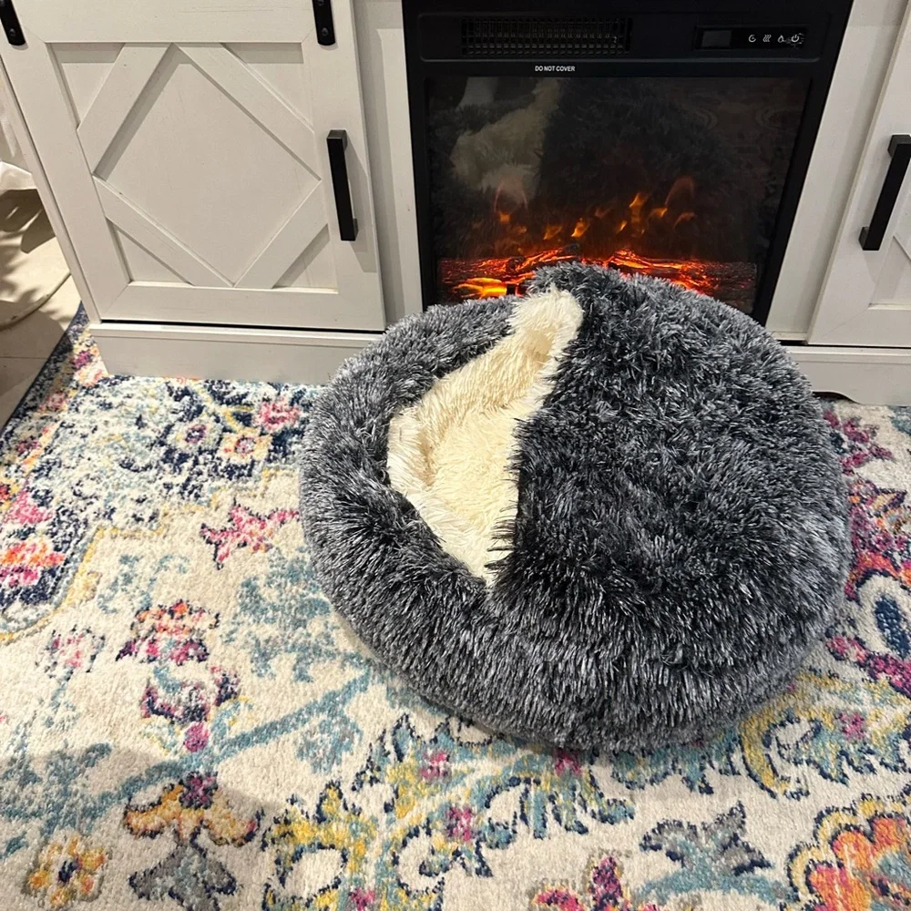 24” x 24” Dog/Cat Snuggle Bed
